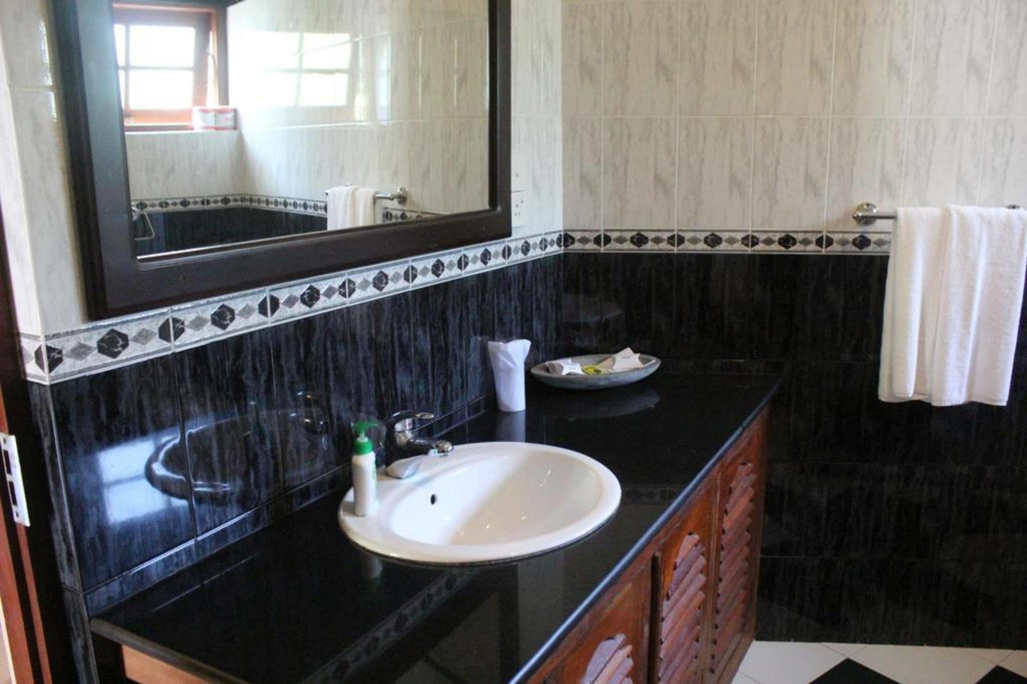 Hotel Bentota Village Zewnętrze zdjęcie
