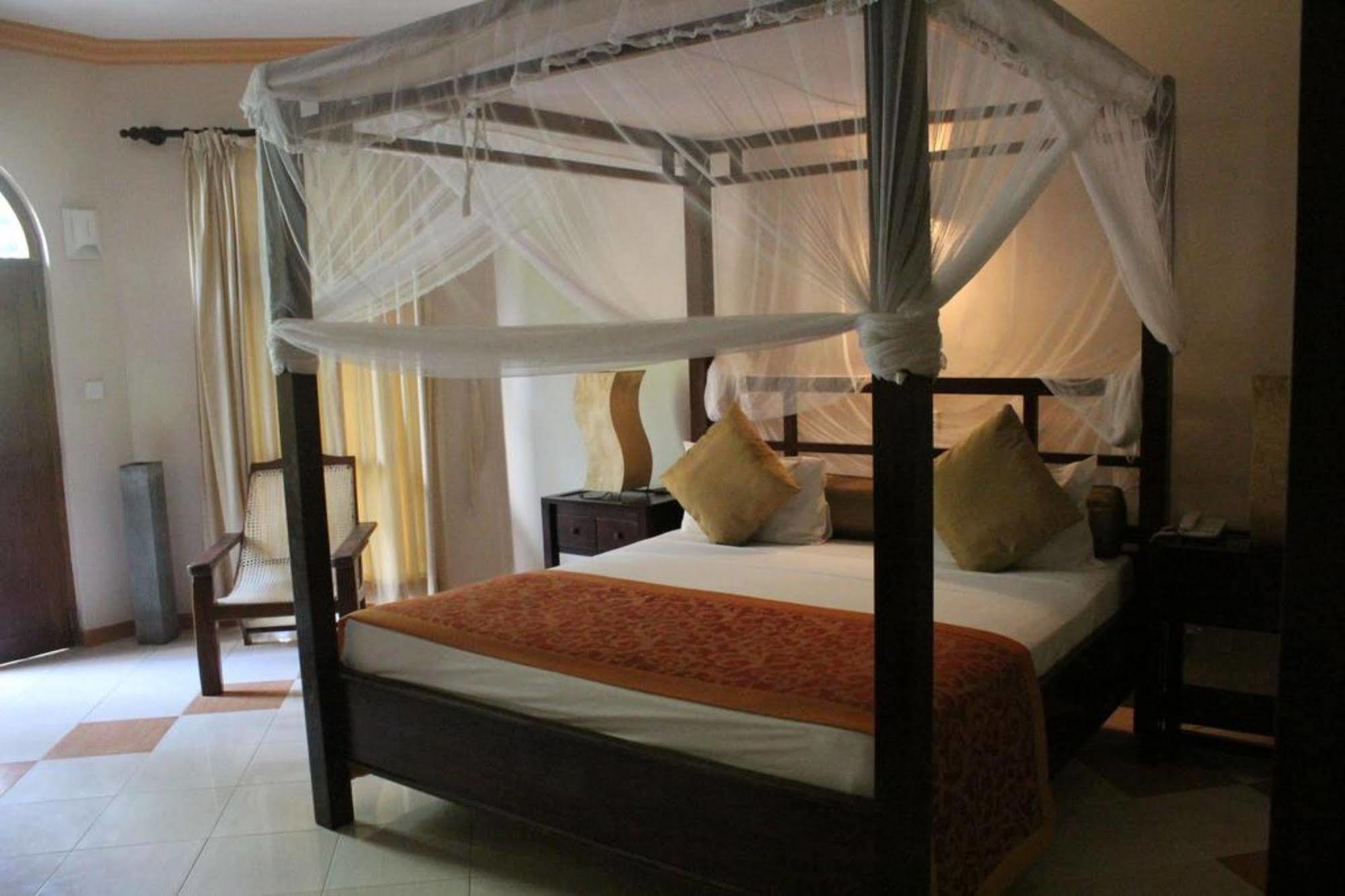 Hotel Bentota Village Zewnętrze zdjęcie