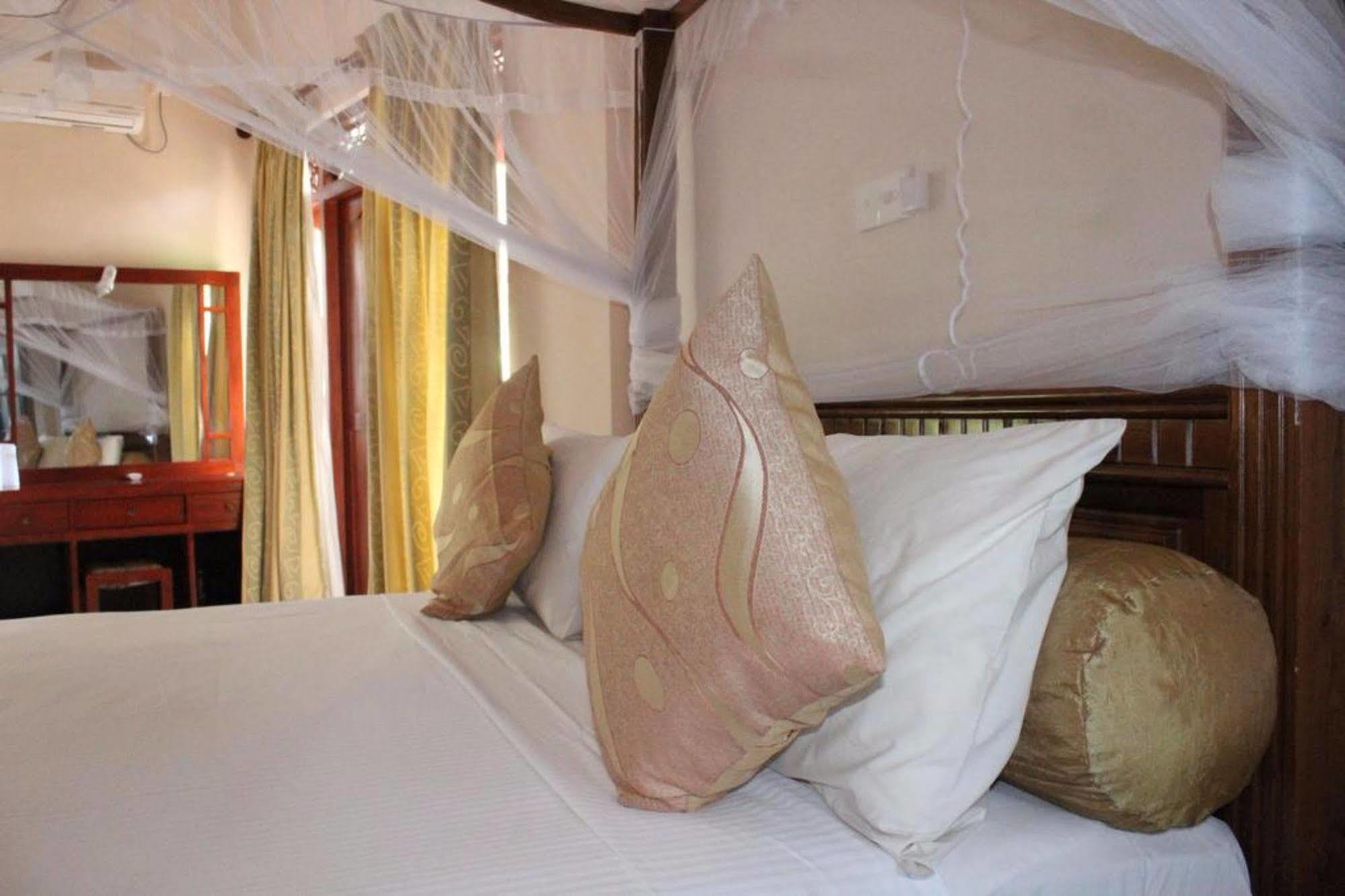 Hotel Bentota Village Zewnętrze zdjęcie
