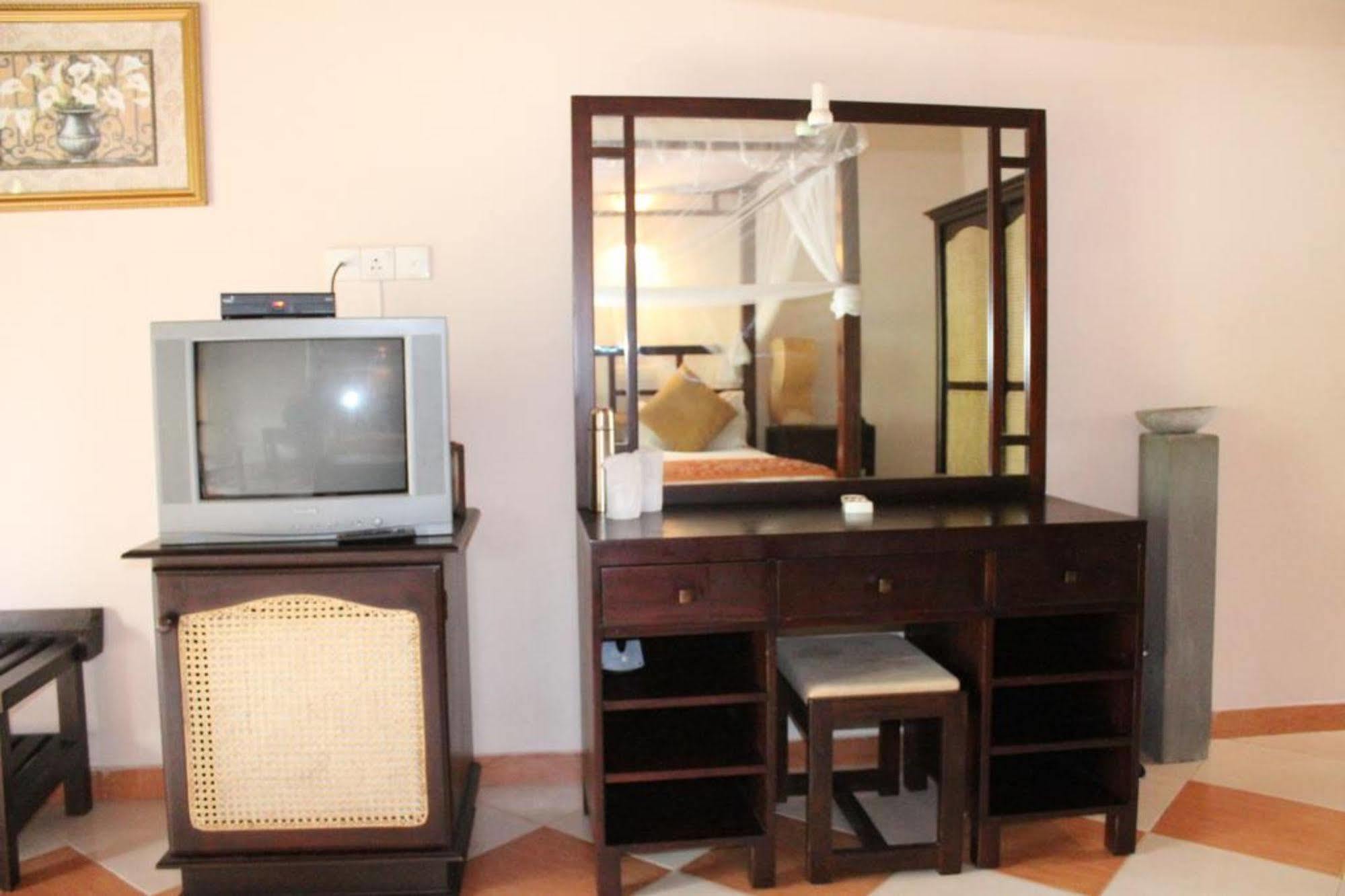 Hotel Bentota Village Zewnętrze zdjęcie